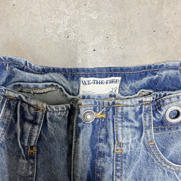 We The Free Free People Call Me Crazy Low Rise Flare Cargo Jeans Sz 28 Y2K Utilt - Picture 3 of 7